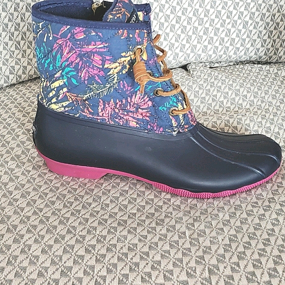 sperry saltwater floral duck boots